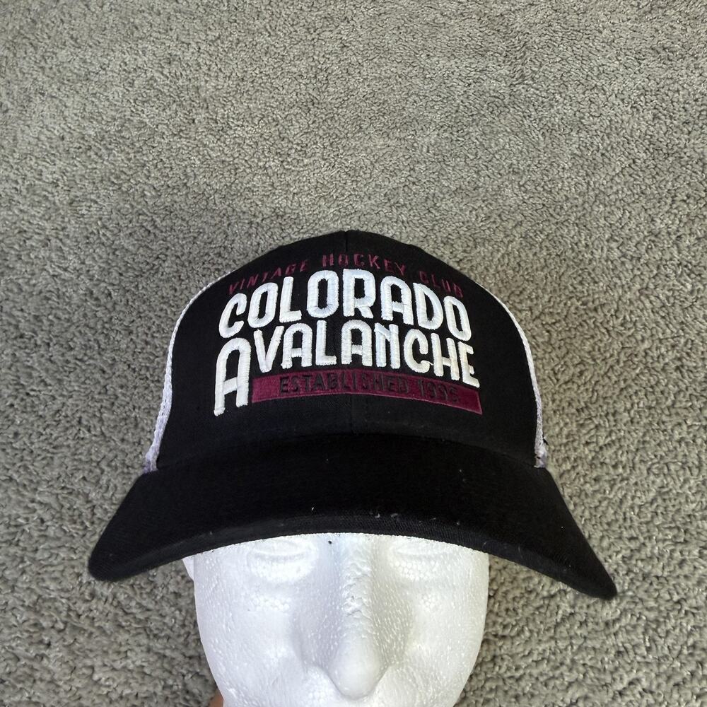 Colorado Avalanche Hat Cap Snap Back Mens One Size Black NHL Hockey CCM